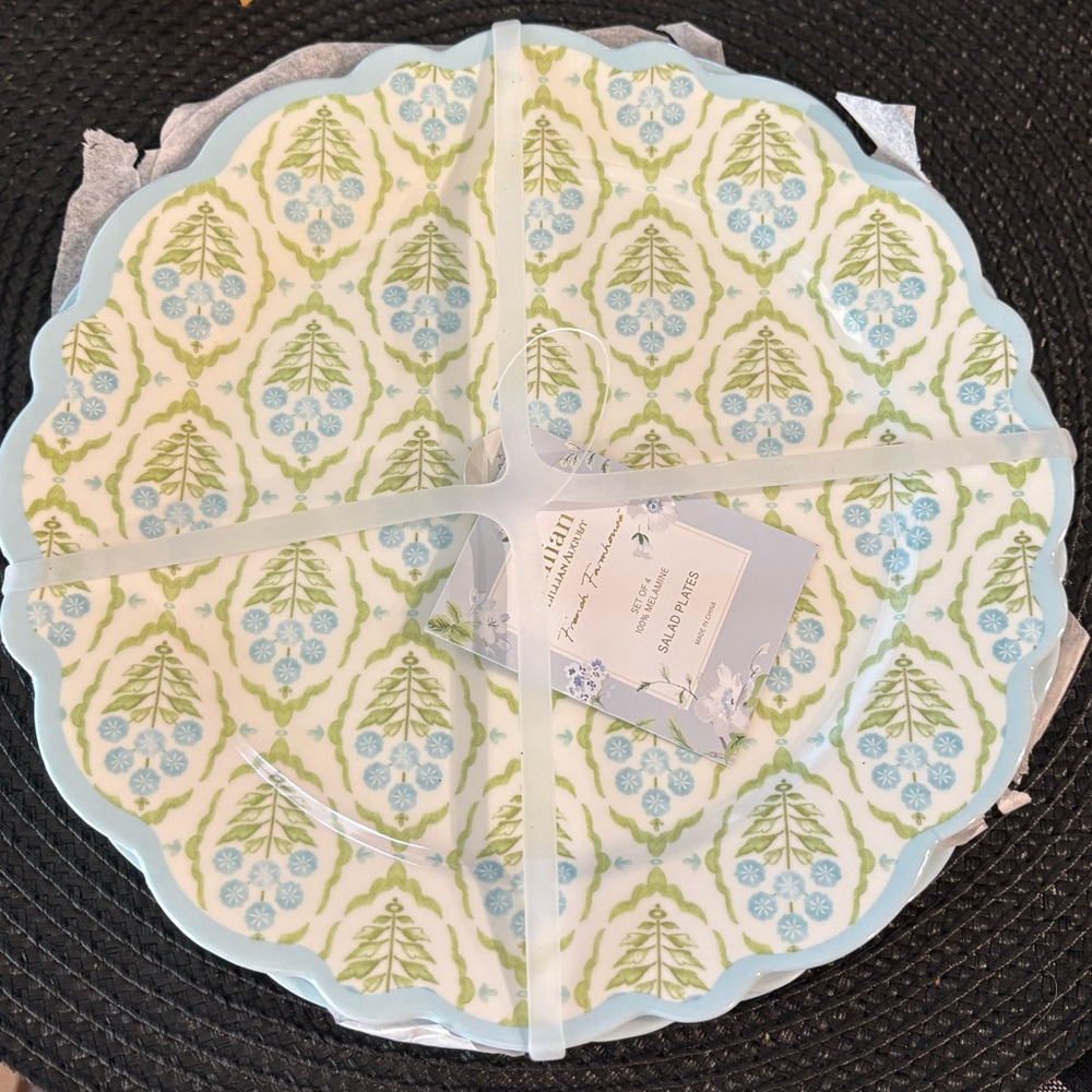 LILIAN AUGUST NWT set of 4 block print floral melamine salad plates -blue/green